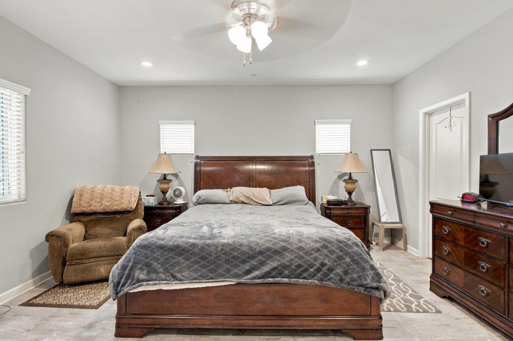 863 Fritz Dr, Los Banos, CA 93635