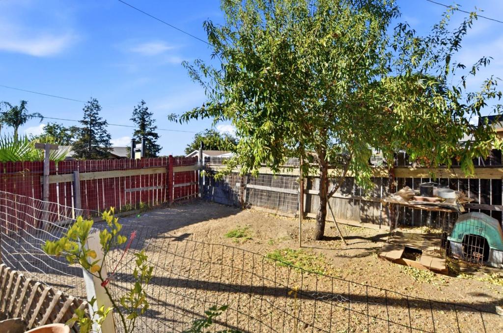 16700 Ward Rd, Los Banos, CA 93635