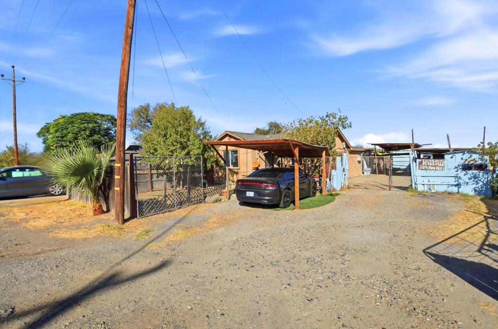 16700 Ward Rd, Los Banos, CA 93635