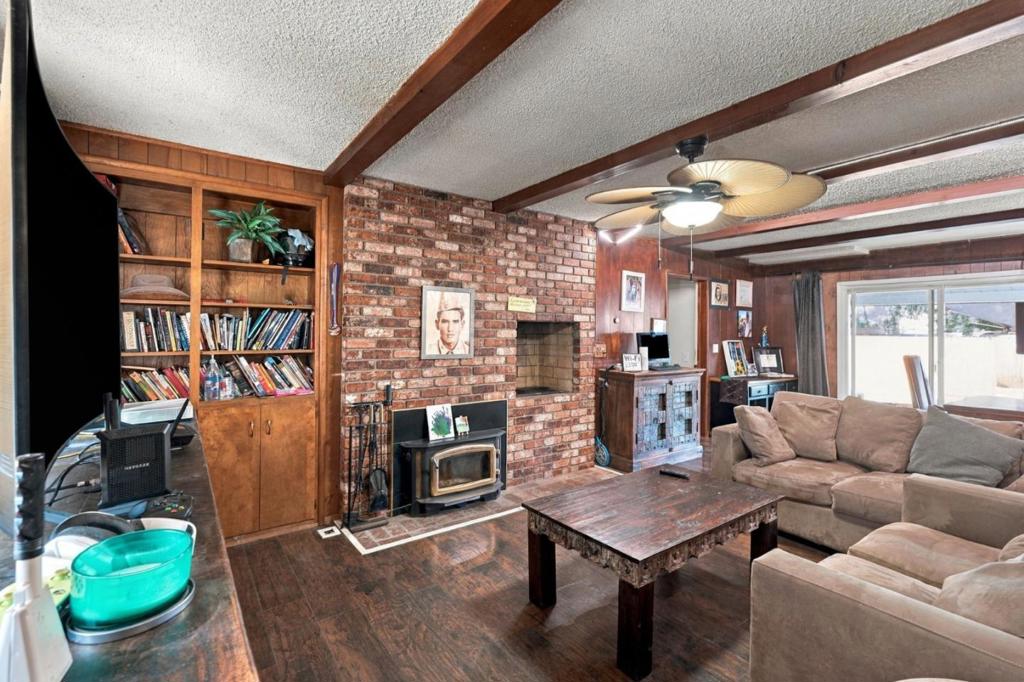 607 N 4th St, Patterson, CA 95363