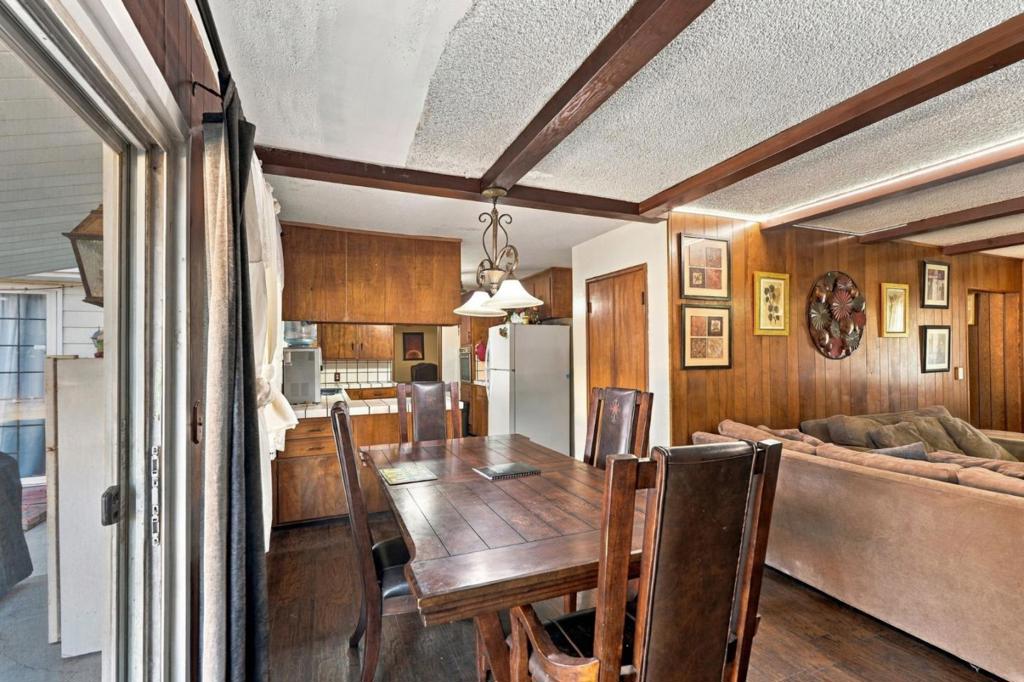 607 N 4th St, Patterson, CA 95363