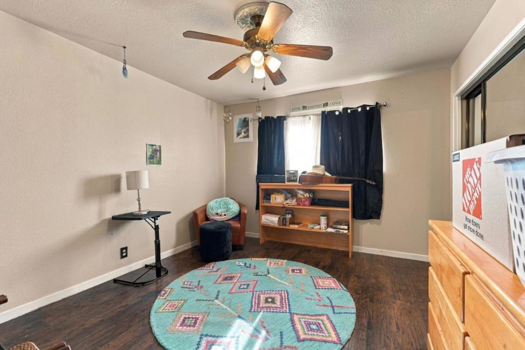 607 N 4th St, Patterson, CA 95363