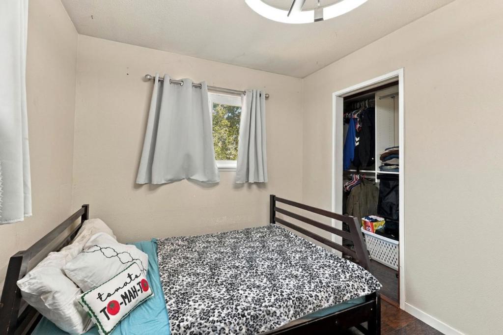 607 N 4th St, Patterson, CA 95363