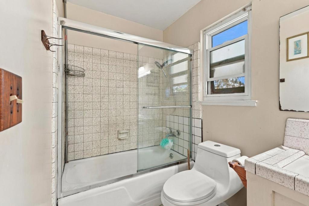 607 N 4th St, Patterson, CA 95363