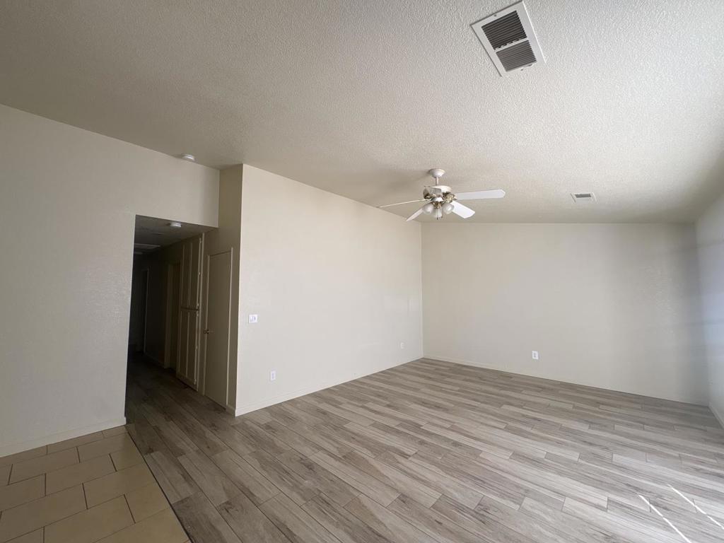 361 Serano St, Merced, CA 95341