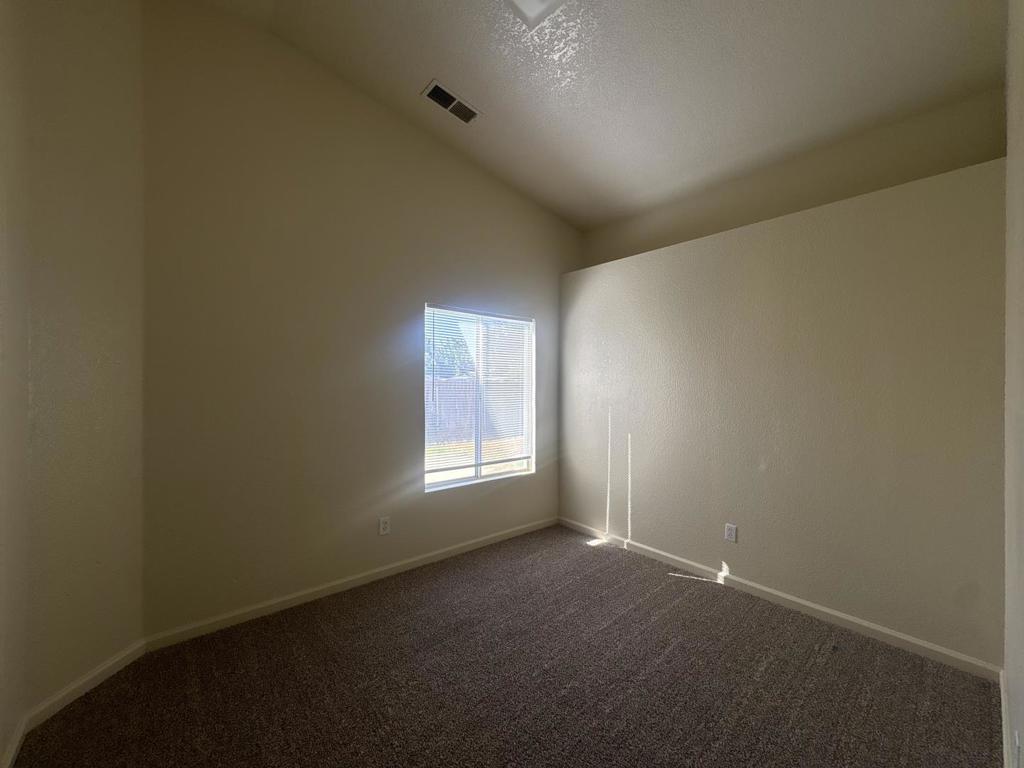 361 Serano St, Merced, CA 95341