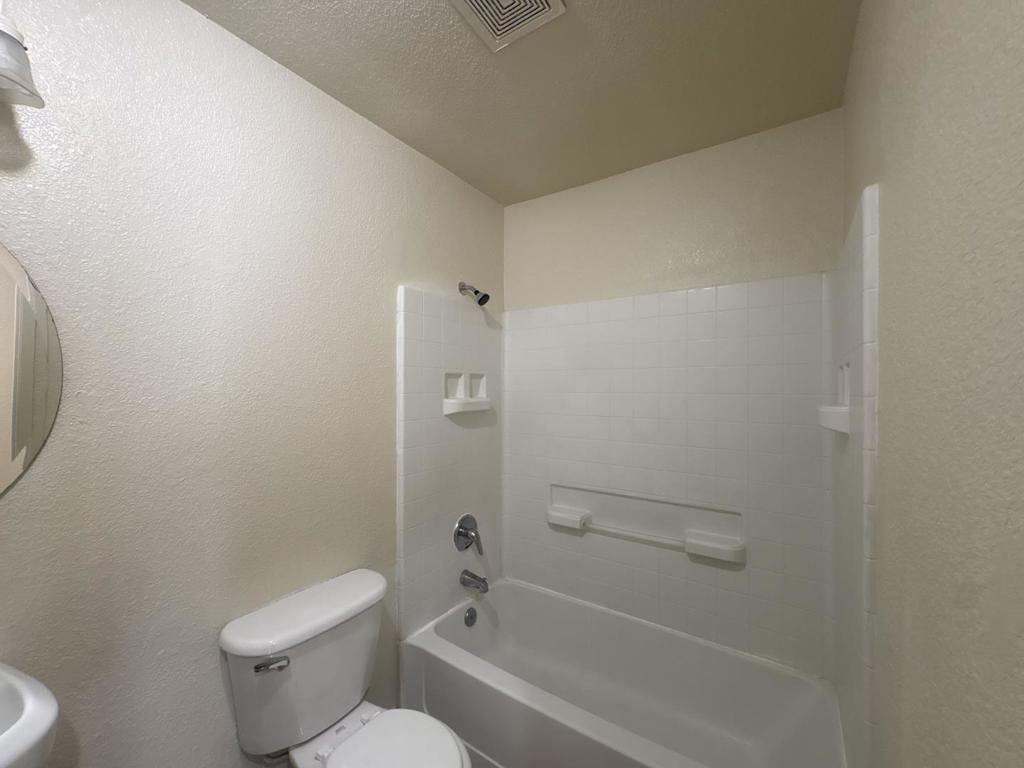361 Serano St, Merced, CA 95341