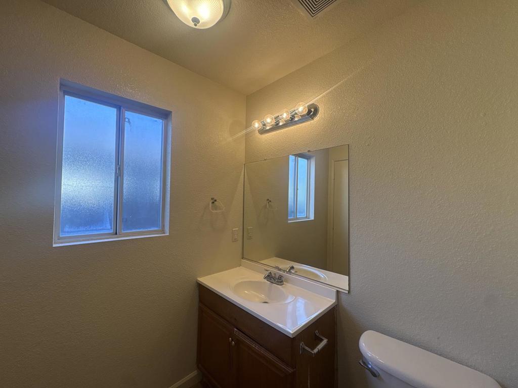 361 Serano St, Merced, CA 95341