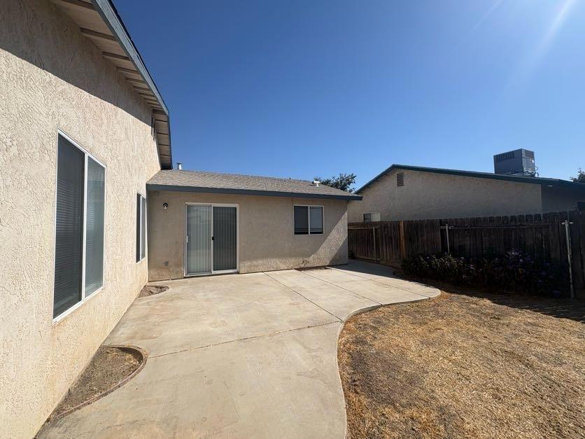 361 Serano St, Merced, CA 95341