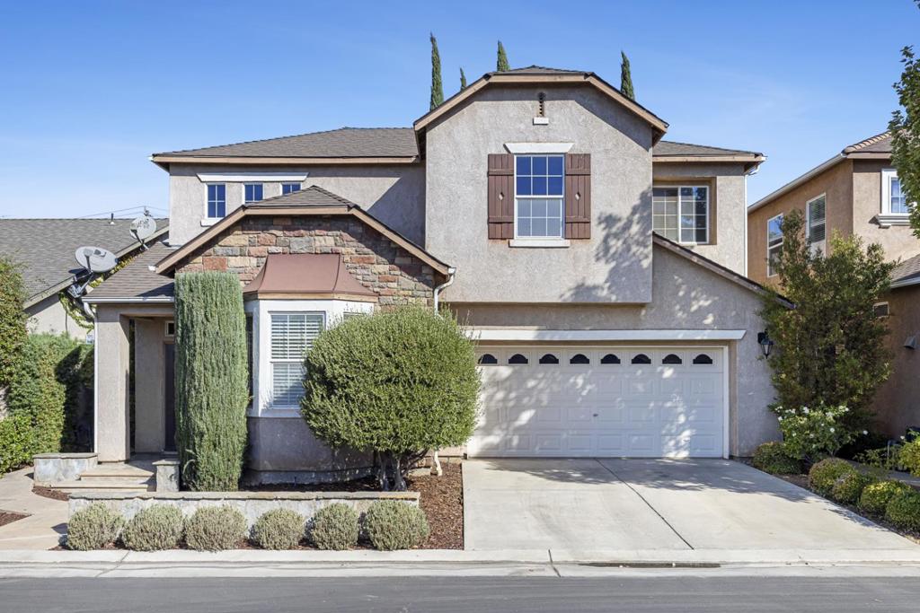 4129 W Cherry Tree Ln, Fresno, CA 93722