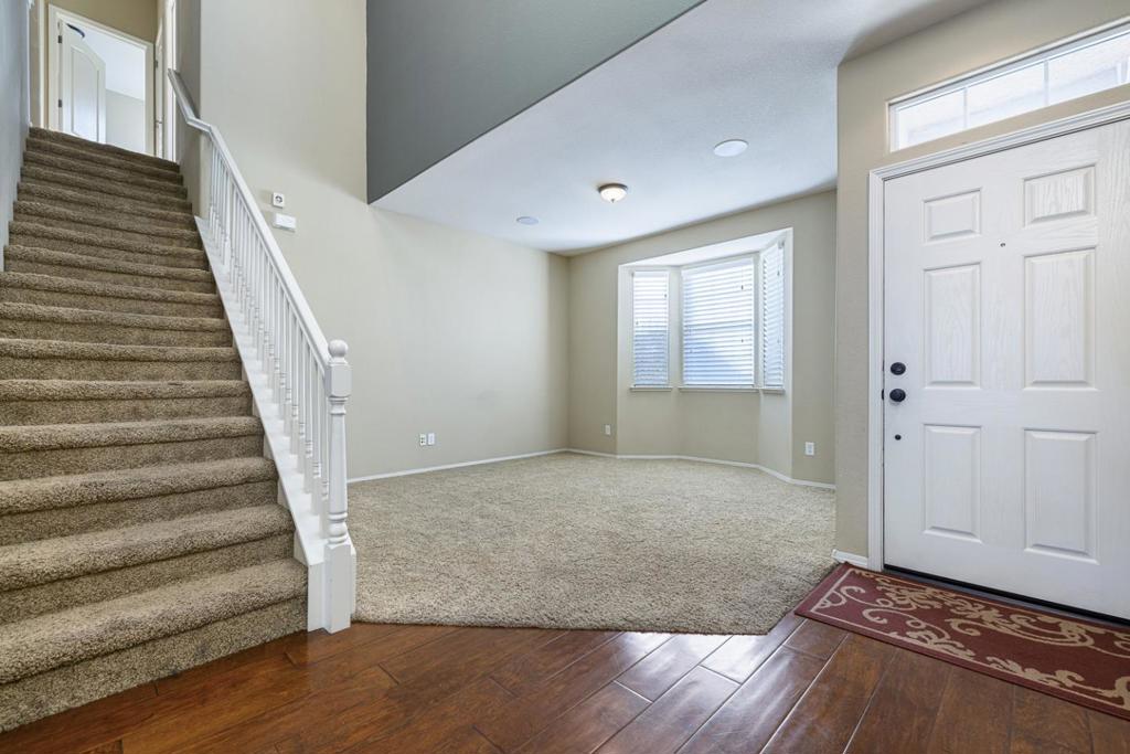 4129 W Cherry Tree Ln, Fresno, CA 93722