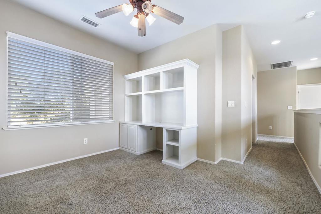 4129 W Cherry Tree Ln, Fresno, CA 93722