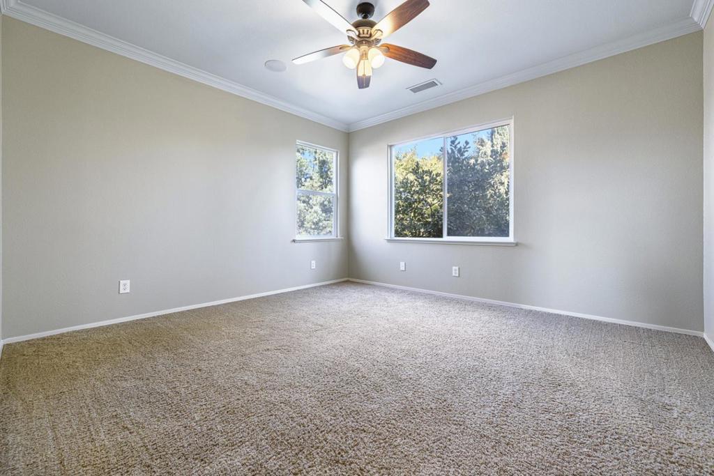 4129 W Cherry Tree Ln, Fresno, CA 93722