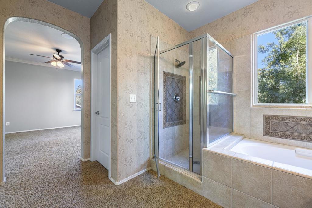 4129 W Cherry Tree Ln, Fresno, CA 93722