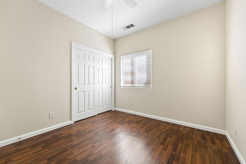 2228 Park Arcadia Ct, Los Banos, CA 93635