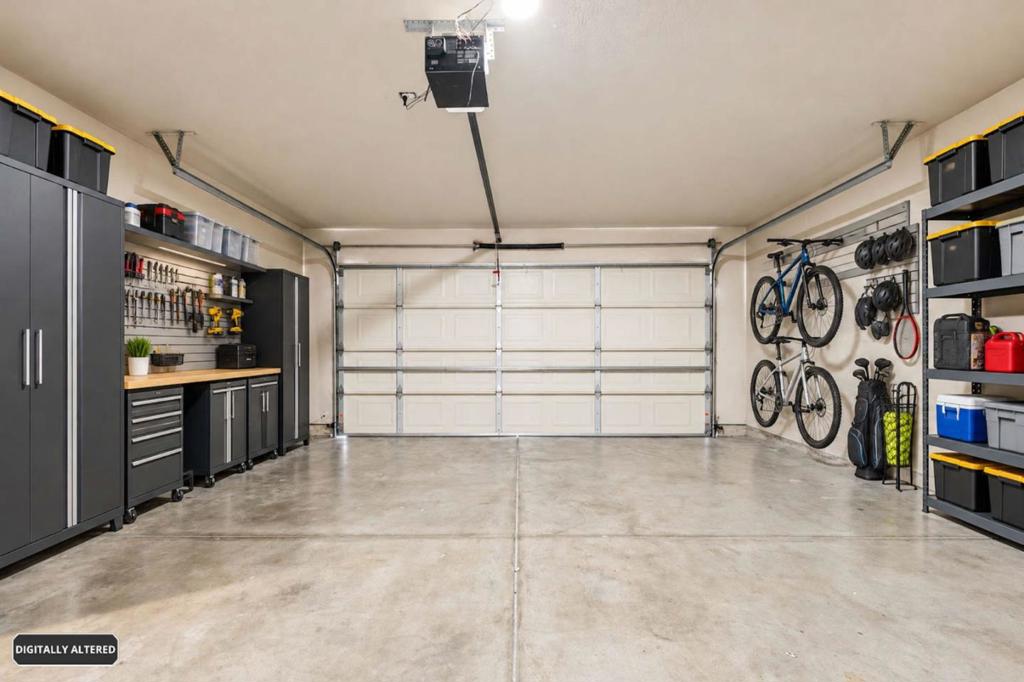 2228 Park Arcadia Ct, Los Banos, CA 93635