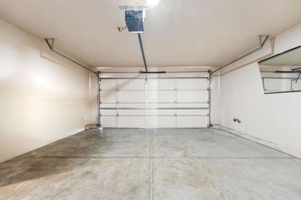 2228 Park Arcadia Ct, Los Banos, CA 93635