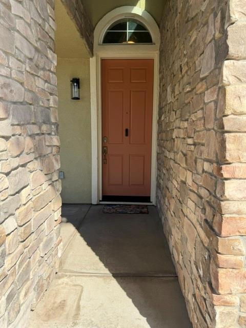 13205 Waterway Dr, Waterford, CA 95386