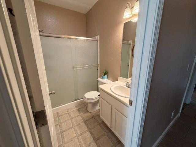 13205 Waterway Dr, Waterford, CA 95386