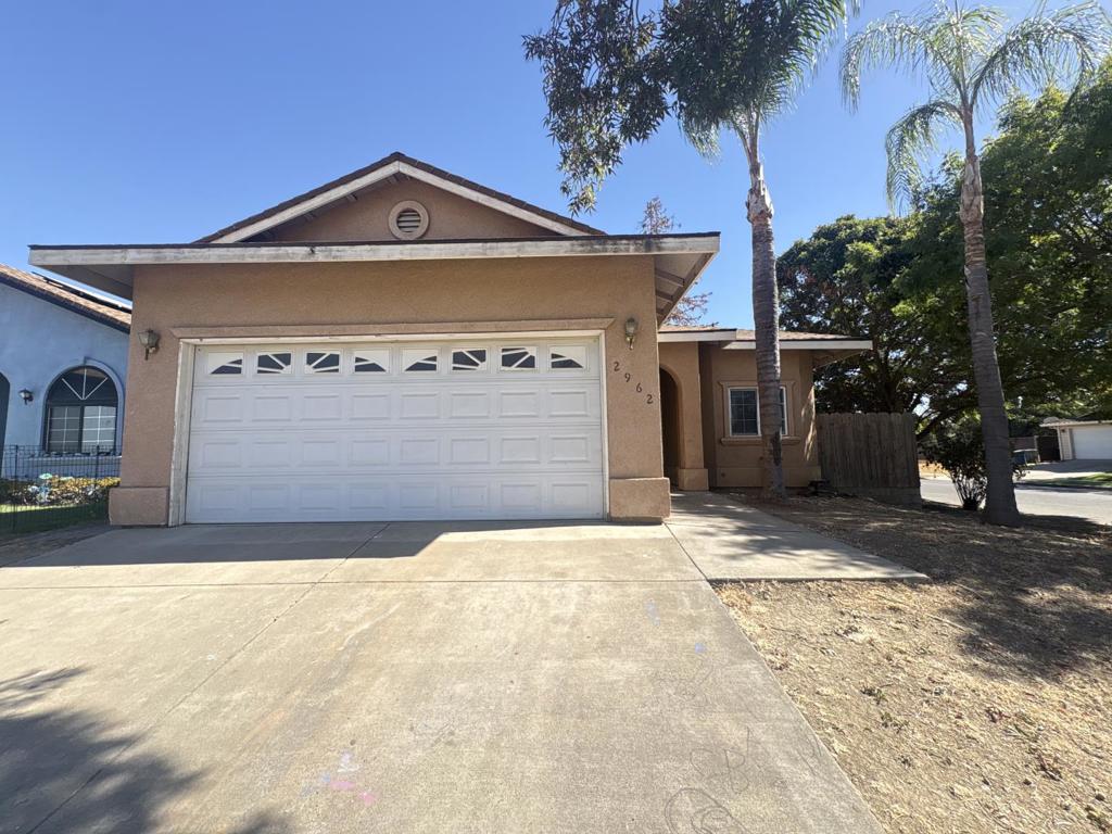 2962 Westminster Ct, Merced, CA 95340