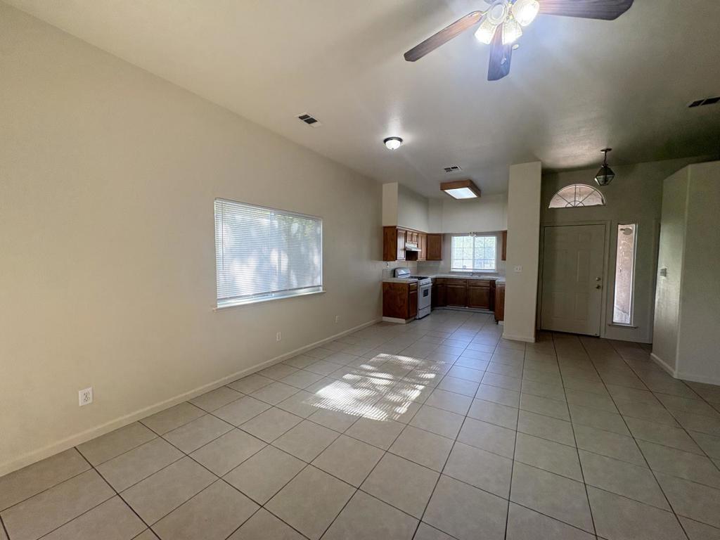 2962 Westminster Ct, Merced, CA 95340