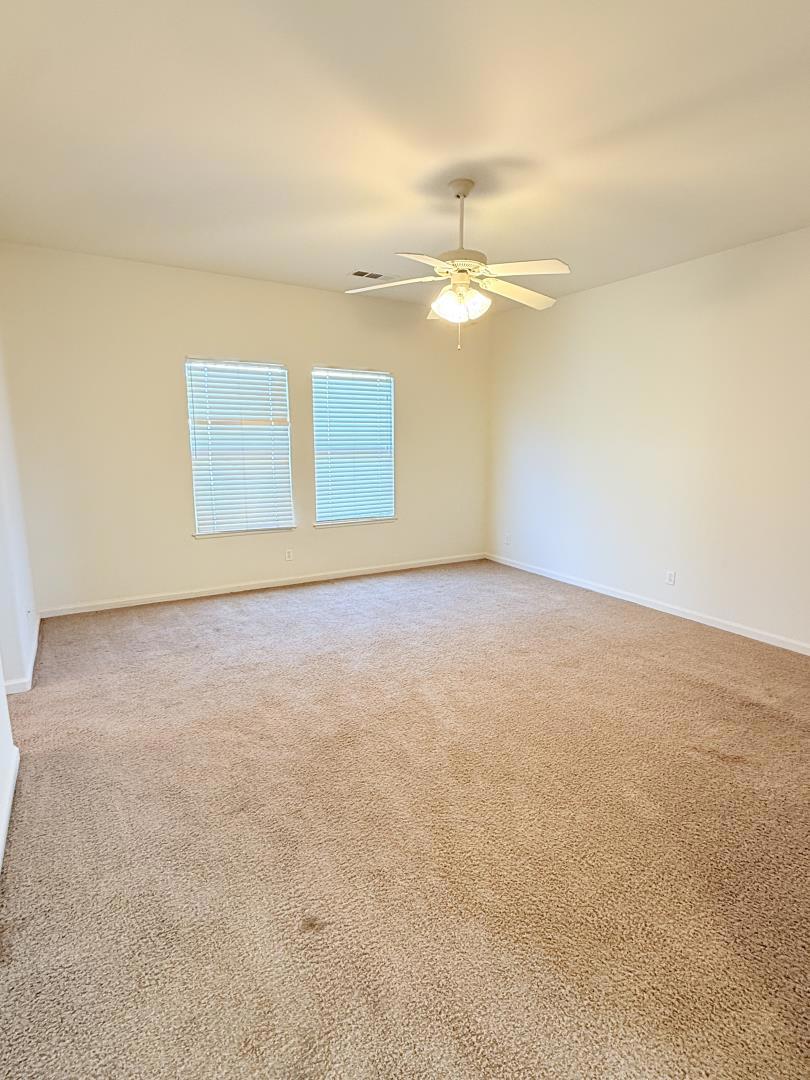 1359 Jenner Dr, Merced, CA 95348