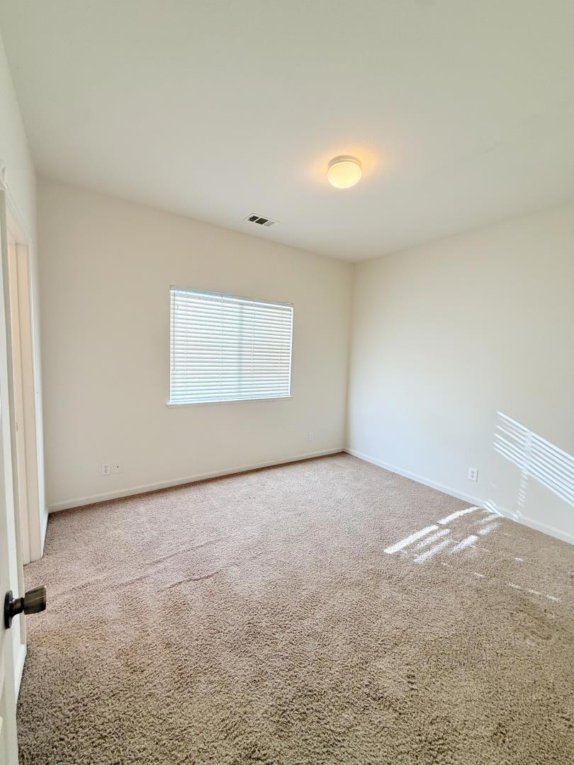 1359 Jenner Dr, Merced, CA 95348