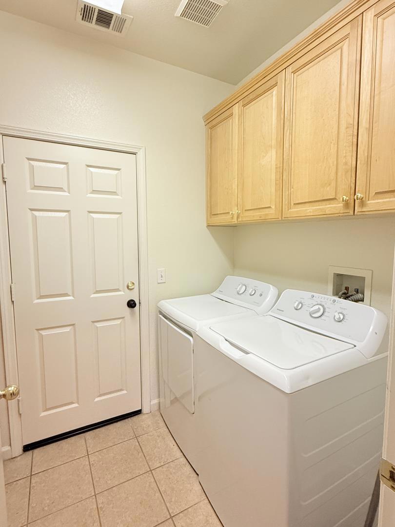 1359 Jenner Dr, Merced, CA 95348