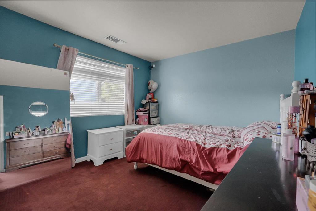 825 Rolling Oak Ct, Modesto, CA 95351