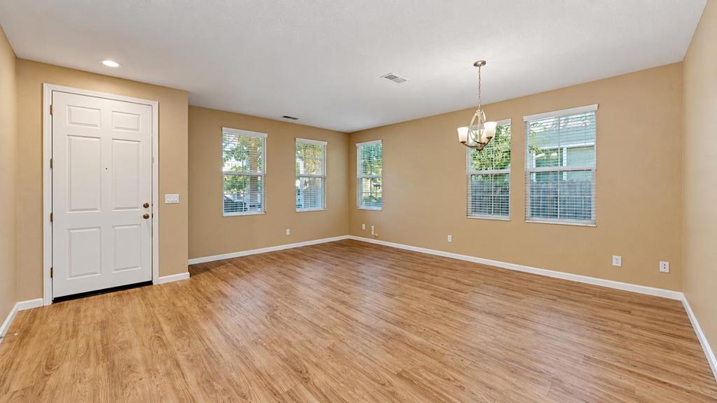 4160 Tahama Ln, Turlock, CA 95382