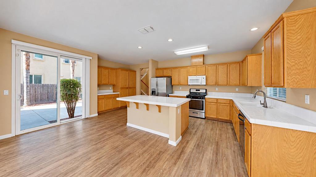 4160 Tahama Ln, Turlock, CA 95382