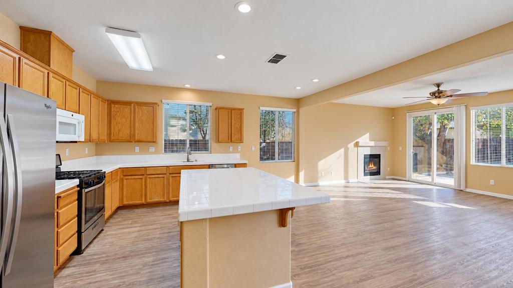 4160 Tahama Ln, Turlock, CA 95382