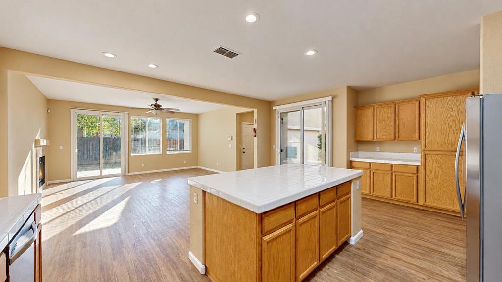 4160 Tahama Ln, Turlock, CA 95382