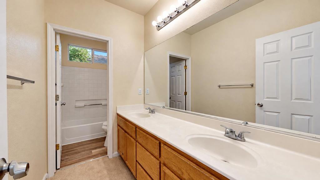 4160 Tahama Ln, Turlock, CA 95382
