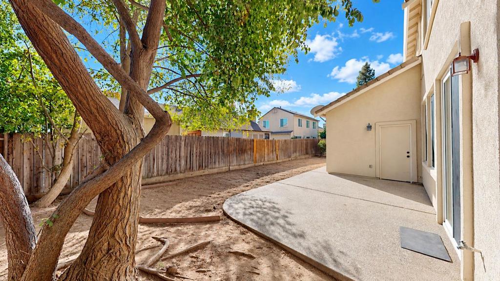 4160 Tahama Ln, Turlock, CA 95382