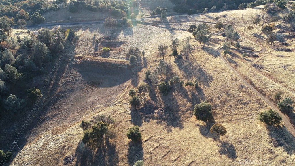 21 Bumguardner Mountain Rd, Mariposa, CA 95338