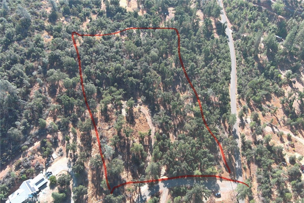 5718 E Whitlock Rd, Mariposa, CA 95338