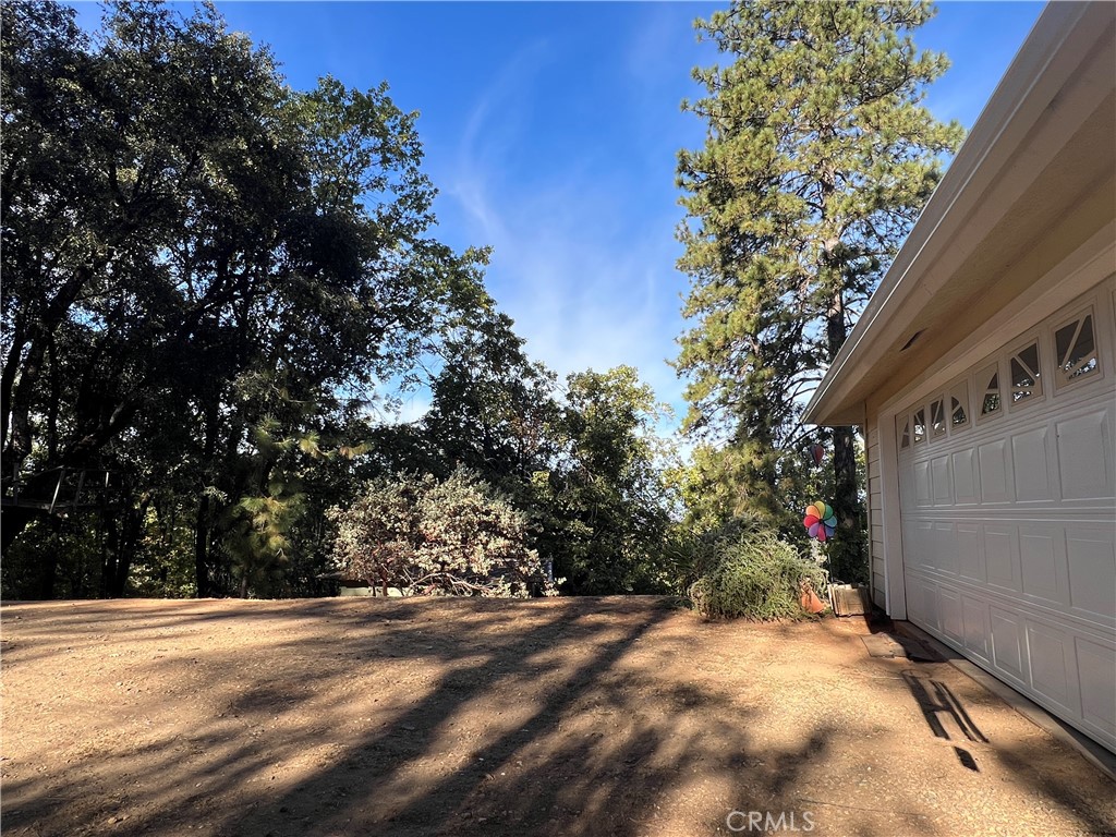 4748 Carstens Rd, Midpines, CA 95345