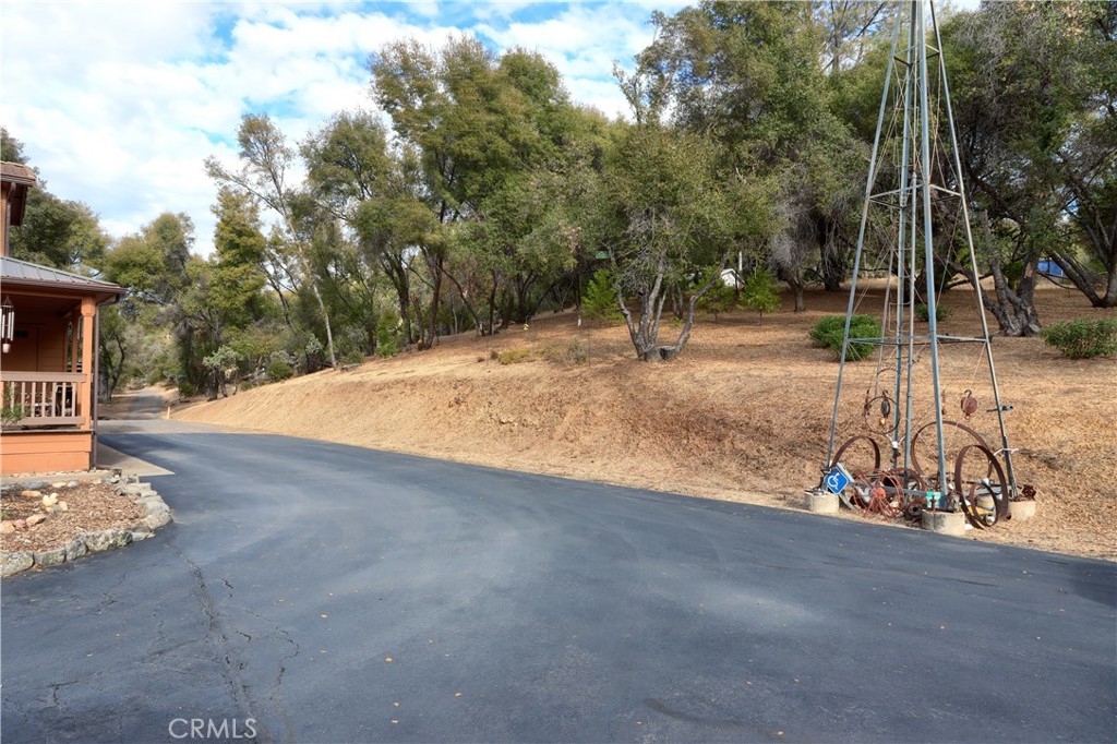 3692 Manzanita Rd, Mariposa, CA 95338