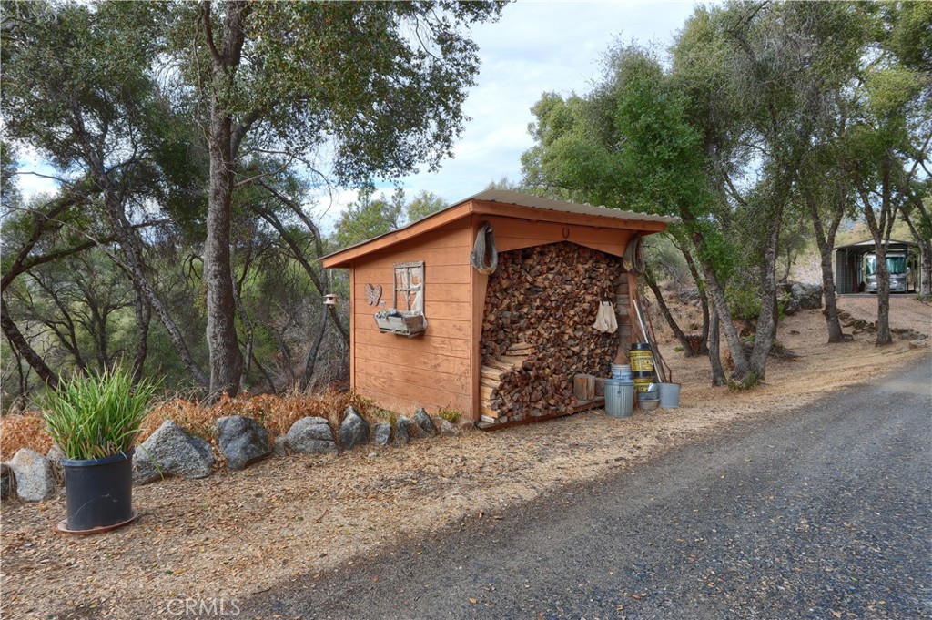 3692 Manzanita Rd, Mariposa, CA 95338