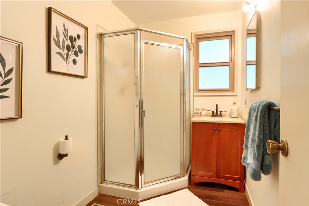 7649 Forest Dr, Fish Camp, CA 93623