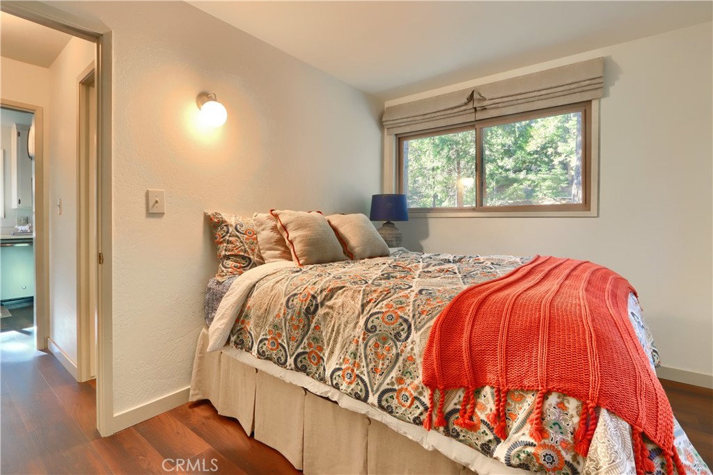 7649 Forest Dr, Fish Camp, CA 93623