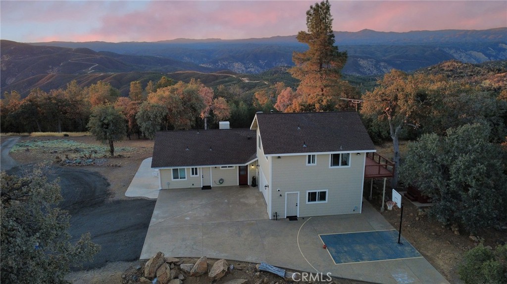 6097 Sherlock Rd, Midpines, CA 95338