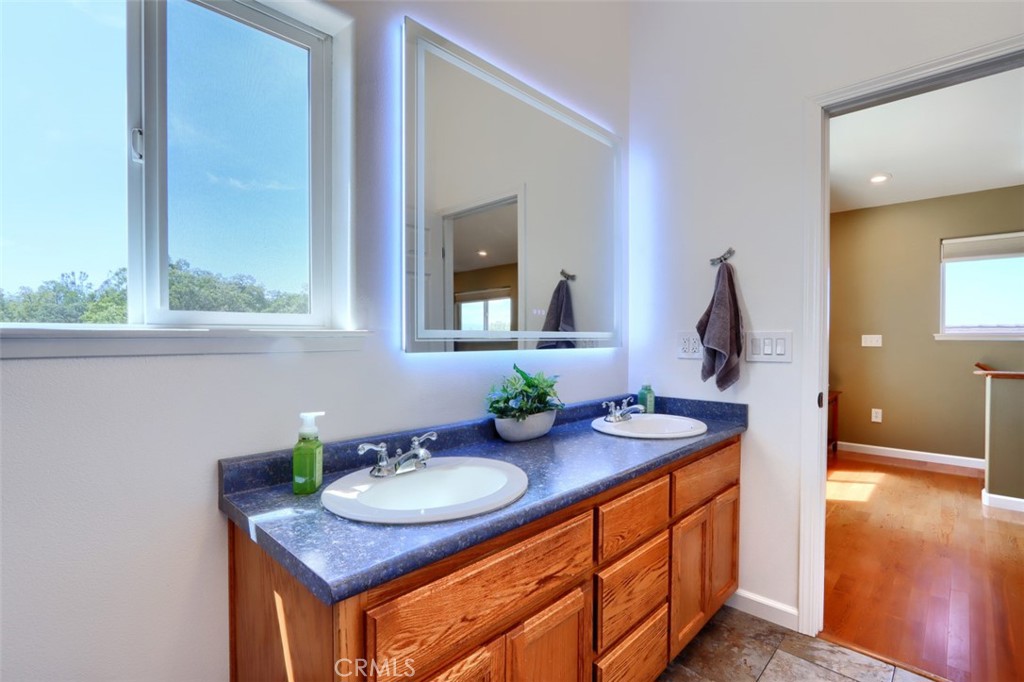 6097 Sherlock Rd, Midpines, CA 95338