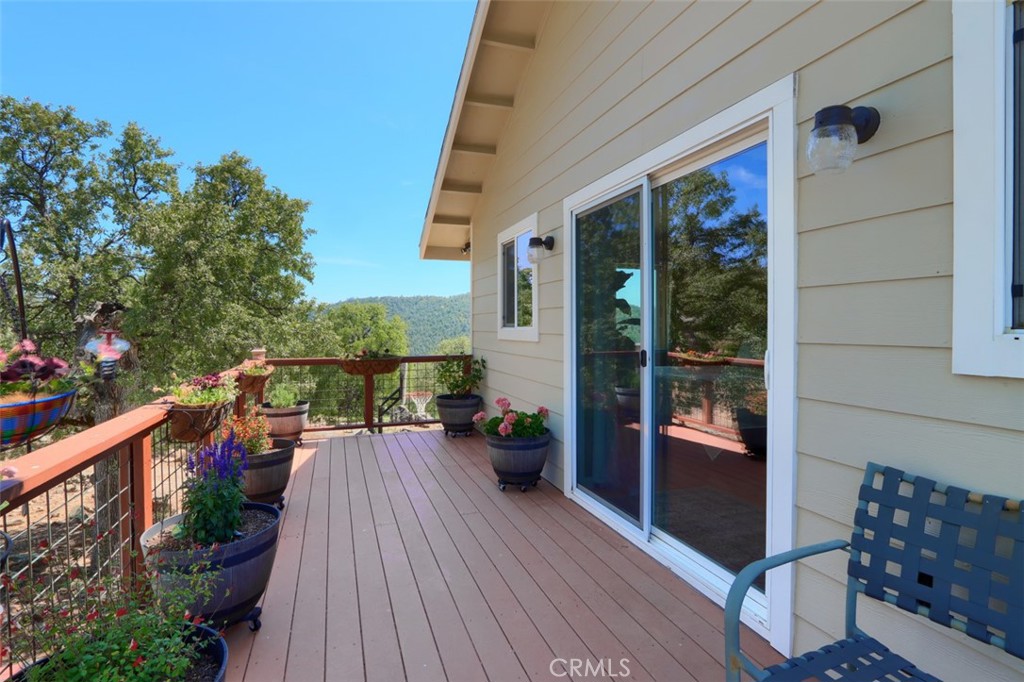 6097 Sherlock Rd, Midpines, CA 95338