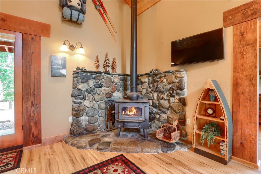 7072 Cranes Nest Rd, Mariposa, CA 95338