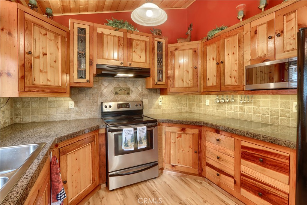 7072 Cranes Nest Rd, Mariposa, CA 95338