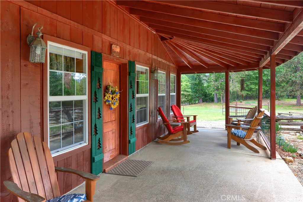 7072 Cranes Nest Rd, Mariposa, CA 95338