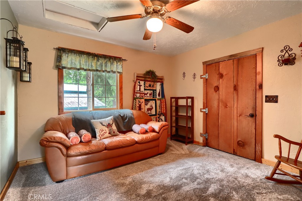 7072 Cranes Nest Rd, Mariposa, CA 95338