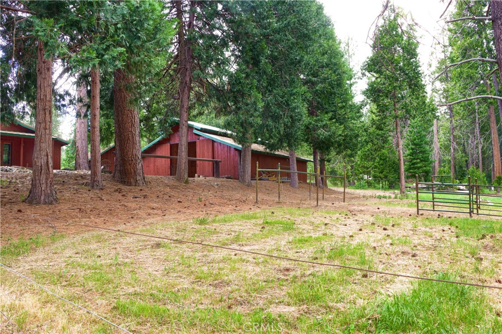 7072 Cranes Nest Rd, Mariposa, CA 95338